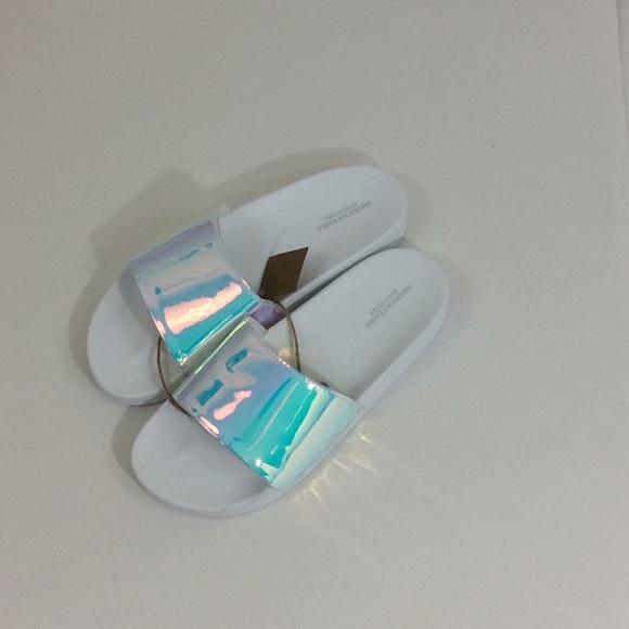 American Eagle Outfitters Shoes - ❤️American Eagle Iridescent slide sandals